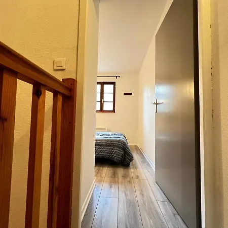 Apartment T2 + Alcove. Balcon. Parking Couvert. Piscine Ete. Cauterets