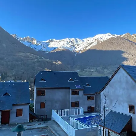 Apartment T2 + Alcove. Balcon. Parking Couvert. Piscine Ete. Cauterets