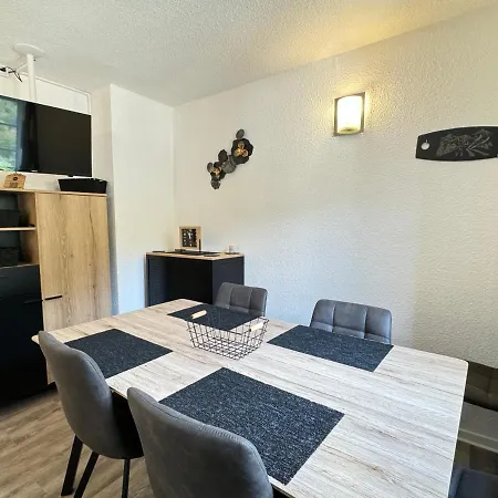 T2 + Alcove. Balcon. Parking Couvert. Piscine Ete. Apartment Cauterets
