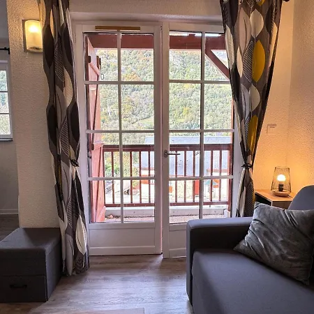 Apartment T2 + Alcove. Balcon. Parking Couvert. Piscine Ete. Cauterets