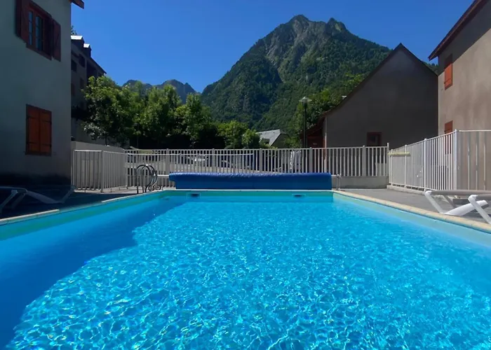 Lägenhet T2 + Alcove. Balcon. Parking Couvert. Piscine Ete. Cauterets